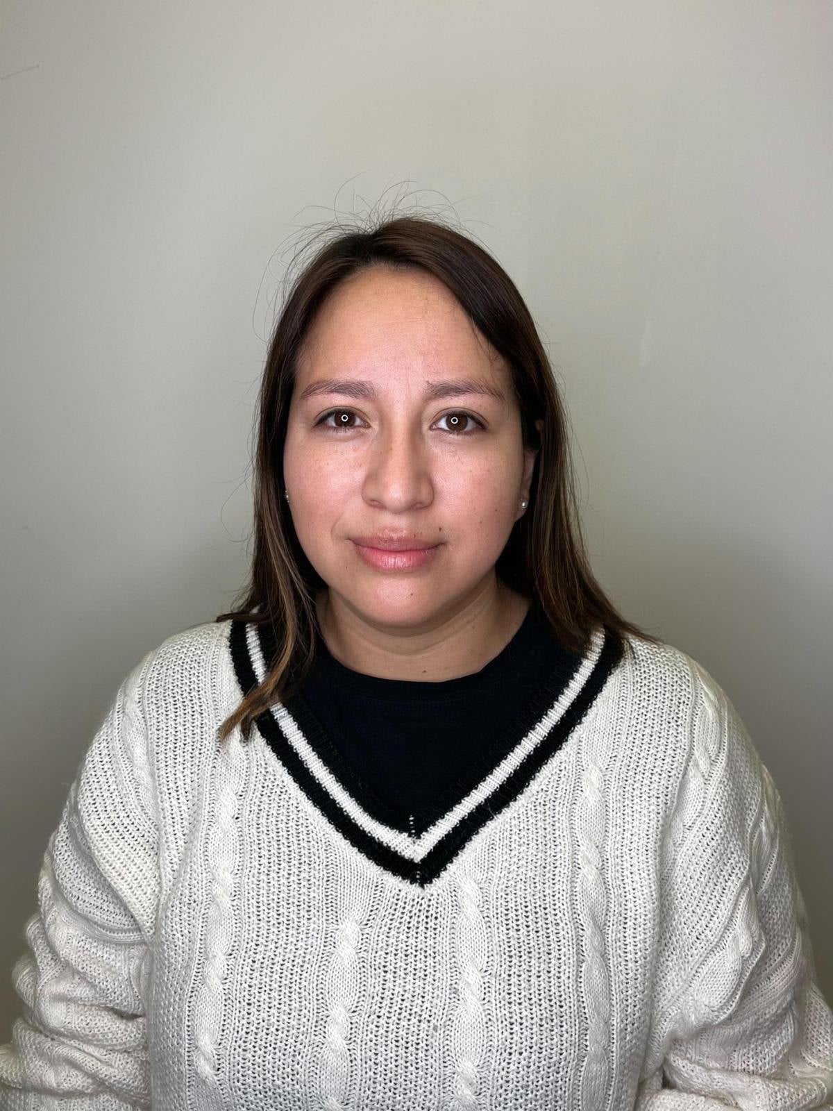 Micropigmentación de cejas, antes y después (antes)